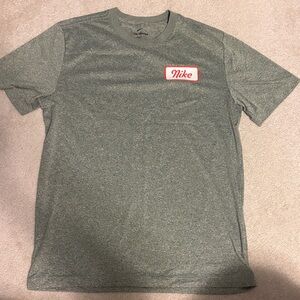 Nike Heather Gray Short Sleeve Tee